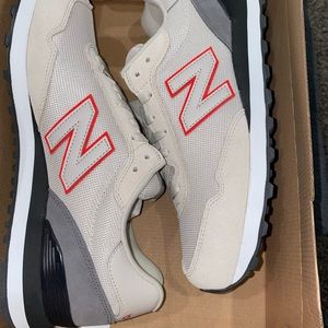 Men New Balance shoes